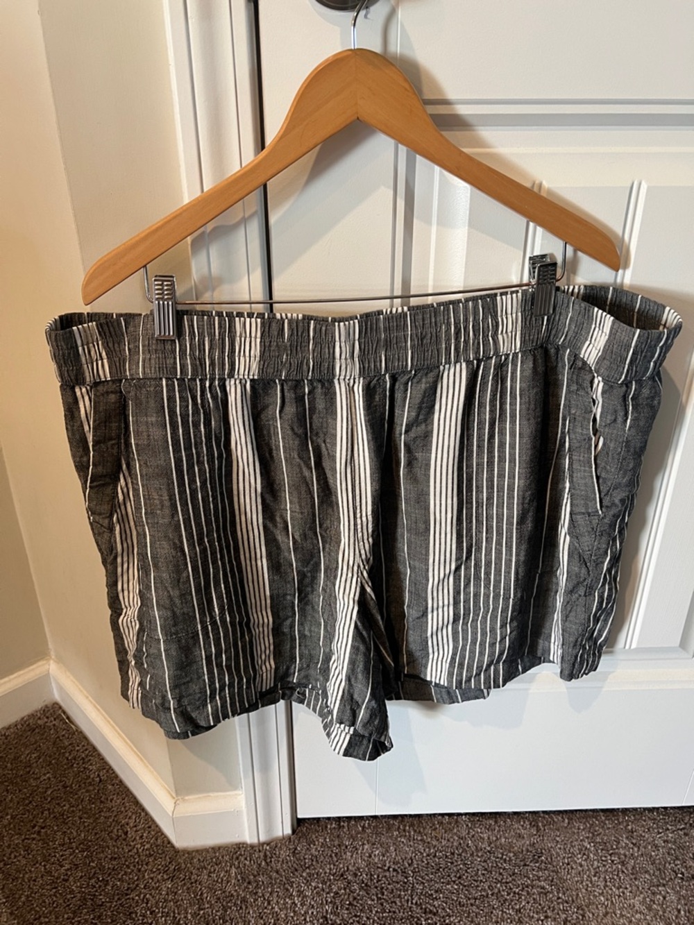 Pull on Rayon Shorts